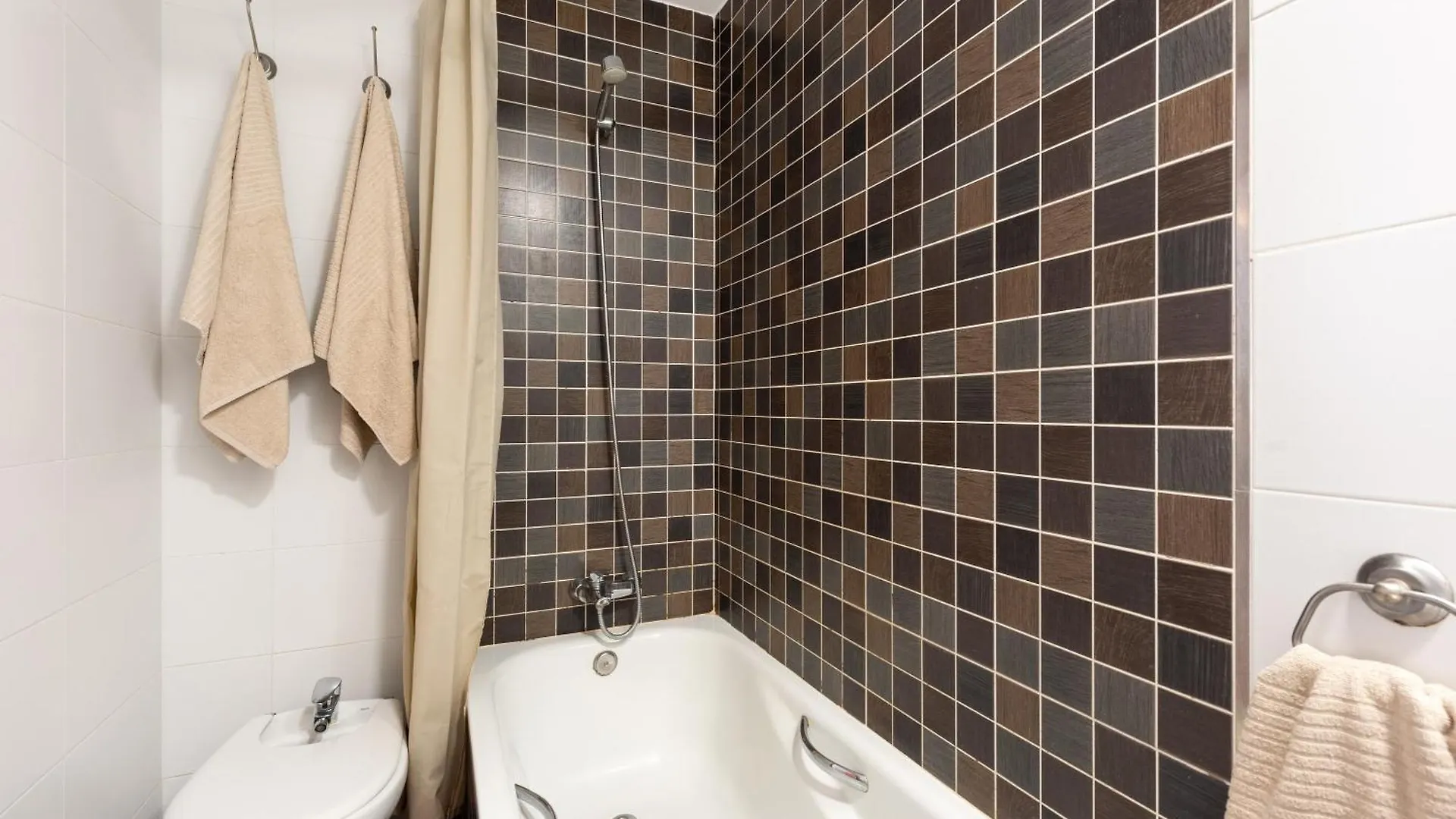 El Atico De La Montana Apartment Malaga Spain